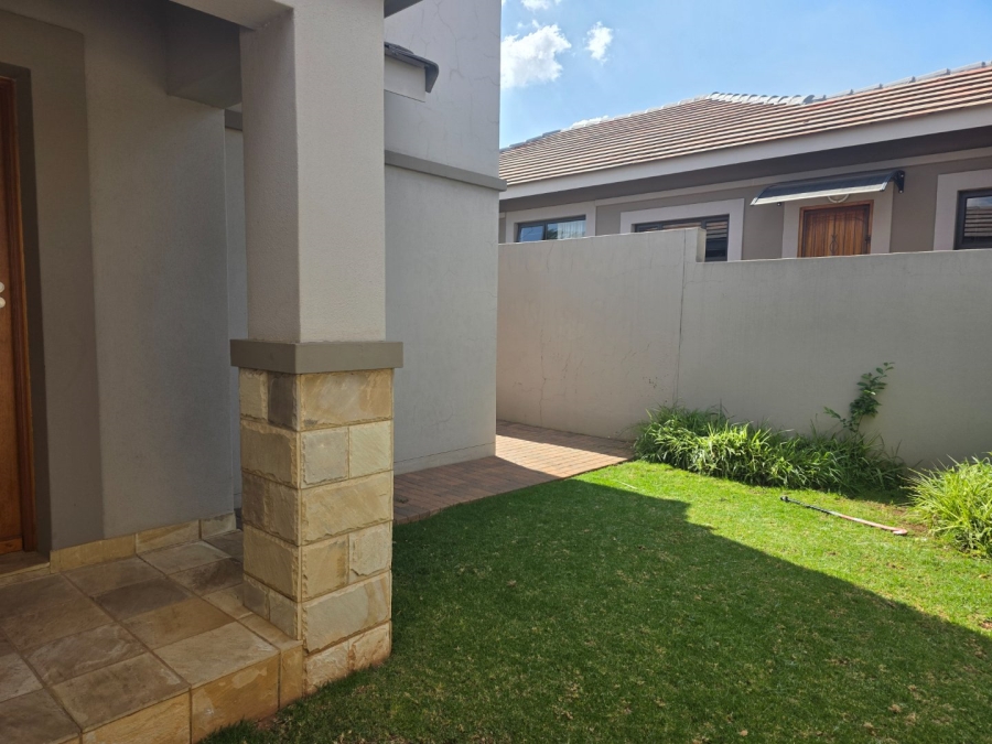 To Let 3 Bedroom Property for Rent in Wilkoppies North West